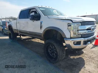 2018 Ford Super Duty F-250 SRW XL with VIN 1FT7W2BT7JEC74137, listed as a IAAI auction lot 41706062 with 155,483 mi miles. Bid and sale history available at carsss.com. Image 1.