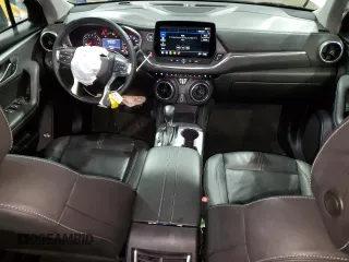 2023 Chevrolet Blazer LT z VIN 3GNKBJRS4PS204209, wystawiony jako Copart lot #41492645 z przebiegiem 43 848 mil mil oraz Czysty tytuł • Clean title. Historia ofert i sprzedaży dostępna na DreamBid. Obrazek 8.