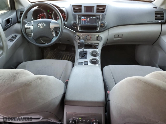 2013 Toyota Highlander with VIN 5TDZA3EH7DS039515, listed as a Copart auction lot 50390035 with 207,775 mi miles and Clean Title. Bid and sale history available at carsss.com. Image 8.