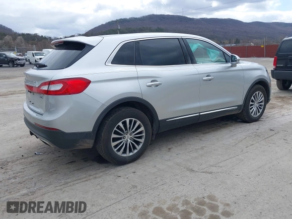 2016 Lincoln MKX Select with VIN 2LMTJ8KR6GBL59043, listed as a IAAI auction lot 41892601 with 113,756 mi miles. Bid and sale history available at carsss.com. Image 4.