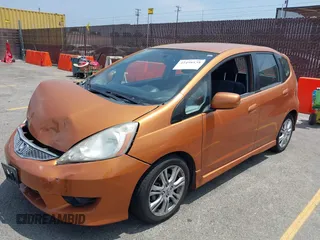 2009 Honda Fit Sport with VIN JHMGE88409S069339, listed as a IAAI auction lot 42498138 with 95,457 mi miles and . Bid and sale history available at DreamBid. Image 2.