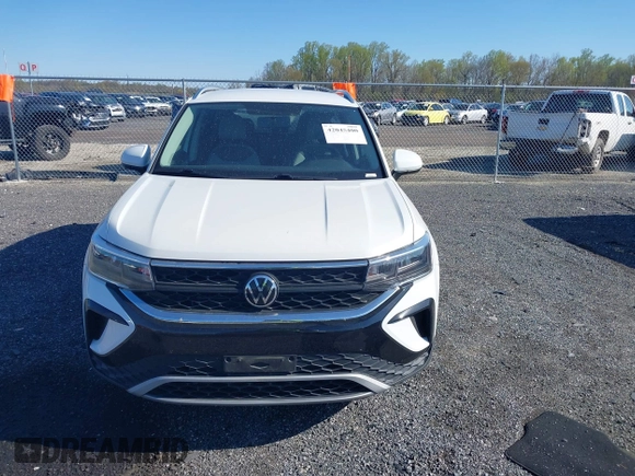 2022 Volkswagen Taos SE с VIN 3VVRX7B29NM069379, выставлен на аукционе IAAI как лот 42045400 с пробегом 45 788 миль миль и . История ставок и продаж доступна на DreamBid. Изображение 12.