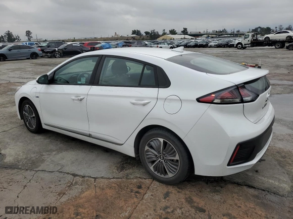 2020 Hyundai Ioniq Plug-In Hybrid SE with VIN KMHC65LD2LU214181, listed as a Copart auction lot 44080285 with NaN miles and Salvage Title. Bid and sale history available at carsss.com. Image 2.