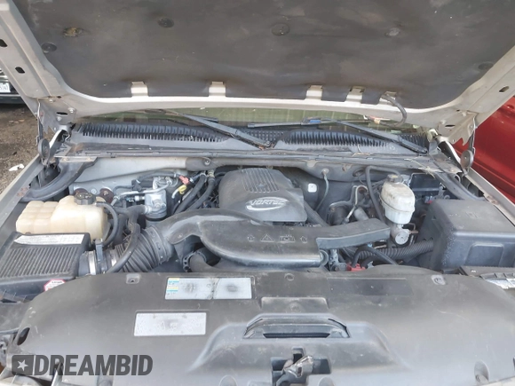 2004 Chevrolet Suburban LS with VIN 3GNEC16Z74G201816, listed as a IAAI auction lot 41721157 with 265,245 mi miles. Bid and sale history available at carsss.com. Image 10.