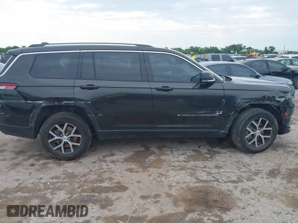 2023 Jeep Grand Cherokee Limited z VIN 1C4RJKBG2P8841694, wystawiony jako IAAI lot #42365314 z przebiegiem 59 987 mil mil oraz . Historia ofert i sprzedaży dostępna na DreamBid. Obrazek 13.