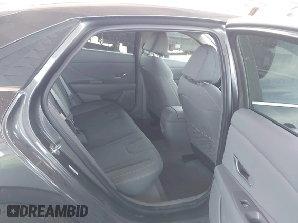 2024 Hyundai Elantra SEL с VIN KMHLS4DGXRU673207, выставлен на аукционе IAAI как лот 42087829 с пробегом 4 395 миль миль и . История ставок и продаж доступна на DreamBid. Изображение 8.