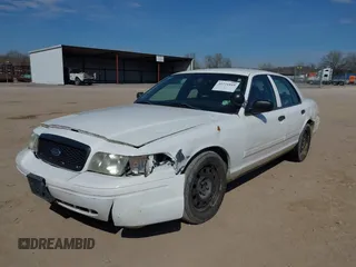 2010 Ford Police Interceptor с VIN 2FABP7BVXAX127417, выставлен на аукционе IAAI как лот 41721845 с пробегом Не указан миль и . История ставок и продаж доступна на DreamBid. Изображение 2.