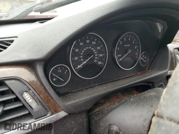 2015 BMW 3 Series 328i с VIN WBA3A5G51FNS84644, выставлен на аукционе Copart как лот 59848505 с пробегом Не указан миль и На запчасти • Non repairable. История ставок и продаж доступна на DreamBid. Изображение 9.