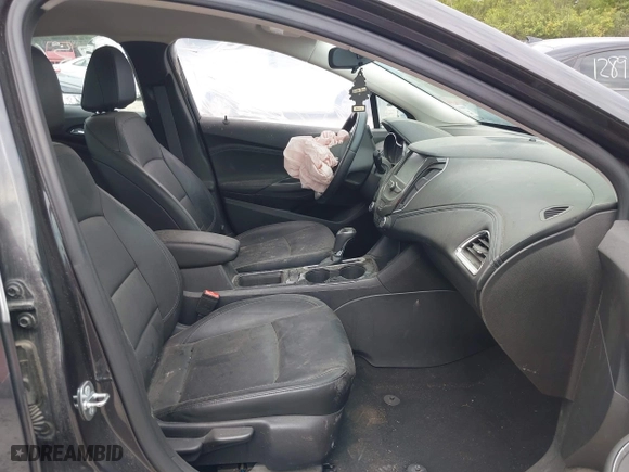 2016 Chevrolet Cruze Premier with VIN 1G1BG5SM7G7277434, listed as a IAAI auction lot 39967415 with 58,082 mi miles. Bid and sale history available at carsss.com. Image 5.