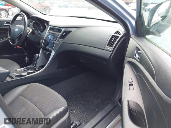 2013 Hyundai Sonata Limited with VIN 5NPEC4AC3DH666923, listed as a IAAI auction lot 41799016 with 210,388 mi miles and . Bid and sale history available at carsss.com. Image 5.