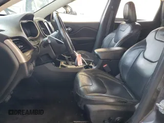 2017 Jeep Cherokee Limited с VIN 1C4PJLDB2HW526051, выставлен на аукционе Copart как лот 57991145 с пробегом 109 931 миль миль и Чистый • Clean title. История ставок и продаж доступна на DreamBid. Изображение 7.