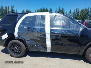 2016 Ford Police Interceptor Utility z VIN 1FM5K8AR7GGA78025, wystawiony jako IAAI lot #42454643 z przebiegiem 118 536 mil mil oraz . Historia ofert i sprzedaży dostępna na DreamBid. Obrazek 22.