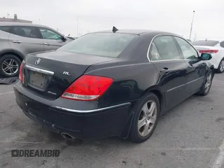 2006 Acura RL with VIN JH4KB16576C009814, listed as a IAAI auction lot 42120531 with 174,284 mi miles and . Bid and sale history available at DreamBid. Image 4.