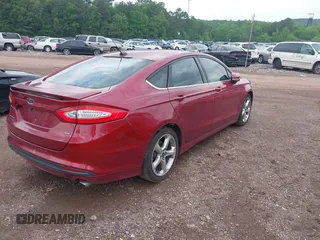 2016 Ford Fusion SE with VIN 3FA6P0H73GR180355, listed as a IAAI auction lot 42087405 with 298,018 mi miles. Bid and sale history available at carsss.com. Image 4.