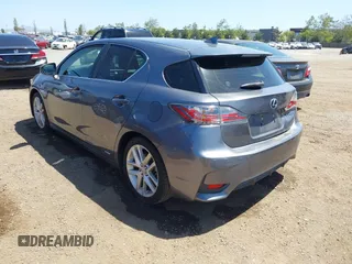 2014 Lexus CT 200h z VIN JTHKD5BH8E2190685, wystawiony jako IAAI lot #42235593 z przebiegiem 90 902 mil mil oraz . Historia ofert i sprzedaży dostępna na DreamBid. Obrazek 3.