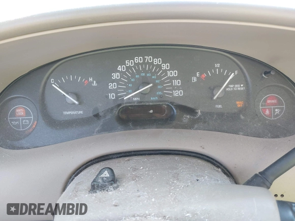 2003 Buick Century Custom with VIN 2G4WS52J031145518, listed as a IAAI auction lot 42152912 with Not Provided miles. Bid and sale history available at carsss.com. Image 7.