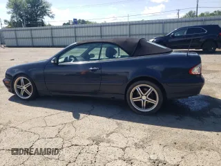 2003 Mercedes-Benz CLK 320 z VIN WDBLK65GX3T132846, wystawiony jako Copart lot #58442175 z przebiegiem 165 580 mil mil oraz Szkoda całkowita • Salvage title. Historia ofert i sprzedaży dostępna na DreamBid. Obrazek 2.