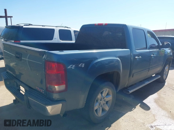 2008 GMC Sierra 1500 SLT z VIN 2GTEC13J281338944, wystawiony jako IAAI lot #41761417 z przebiegiem 211 486 mil mil oraz . Historia ofert i sprzedaży dostępna na DreamBid. Obrazek 4.