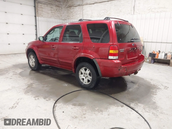 2006 Ford Escape Limited z VIN 1FMCU94186KB89062, wystawiony jako IAAI lot #42153068 z przebiegiem 203 221 mil mil oraz . Historia ofert i sprzedaży dostępna na DreamBid. Obrazek 3.