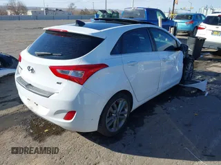 2016 Hyundai Elantra z VIN KMHD35LH7GU317389, wystawiony jako IAAI lot #41640719 z przebiegiem Nie podano mil oraz . Historia ofert i sprzedaży dostępna na DreamBid. Obrazek 4.
