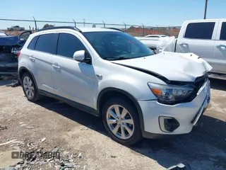 2015 Mitsubishi Outlander Sport 2.4 GT with VIN 4A4AP4AW4FE039818, listed as a IAAI auction lot 41762717 with 139,712 mi miles. Bid and sale history available at carsss.com. Image 1.