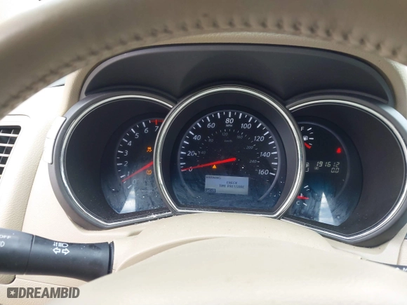 2014 Nissan Murano SL with VIN JN8AZ1MU1EW418461, listed as a IAAI auction lot 41690883 with 191,612 mi miles. Bid and sale history available at carsss.com. Image 7.