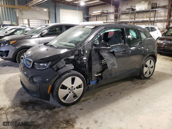 2015 BMW i3 with VIN WBY1Z4C57FV504564, listed as a Copart auction lot 37038723 with 0 mi miles. Bid and sale history available at carsss.com. Image 1.