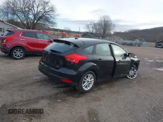 2015 Ford Focus SE with VIN 1FADP3K23FL373639, listed as a IAAI auction lot 41525834 with 62,170 mi miles. Bid and sale history available at carsss.com. Image 4.