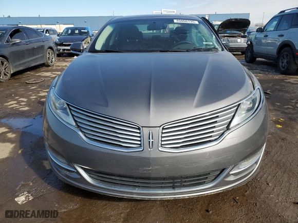 2014 Lincoln MKZ with VIN 3LN6L2G96ER816098, listed as a Copart auction lot 45060135 with 164,269 mi miles and Clean Title. Bid and sale history available at carsss.com. Image 5.