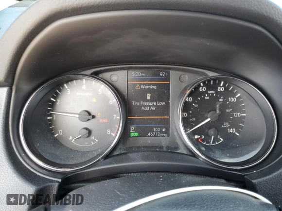 2020 Nissan Rogue SL z VIN 5N1AT2MT1LC810800, wystawiony jako Copart lot #55789235 z przebiegiem 46 712 mil mil oraz Szkoda całkowita • Salvage title. Historia ofert i sprzedaży dostępna na DreamBid. Obrazek 9.