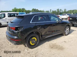 2024 Audi Q3 S line Premium Plus with VIN WA1EECF37R1174868, listed as a Copart auction lot 61827255 with 1,054 mi miles and Salvage title. Bid and sale history available at DreamBid. Image 3.