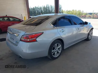 2014 Nissan Altima S with VIN 1N4AL3AP3EC187013, listed as a IAAI auction lot 42066971 with 96,567 mi miles and . Bid and sale history available at carsss.com. Image 4.