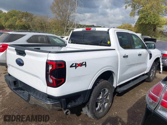 2024 Ford Ranger XLT with VIN 1FTER4HH1RLE20889, listed as a IAAI auction lot 40593441 with 7,499 mi miles. Bid and sale history available at carsss.com. Image 4.