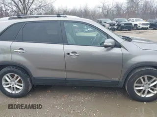 2015 Kia Sorento LX with VIN 5XYKTDA60FG649259, listed as a IAAI auction lot 41935821 with 161,046 mi miles and . Bid and sale history available at DreamBid. Image 13.