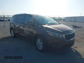 2017 Kia Sedona LX with VIN KNDMB5C18H6320706, listed as a IAAI auction lot 42007075 with 276,674 mi miles. Bid and sale history available at carsss.com. Image 1.