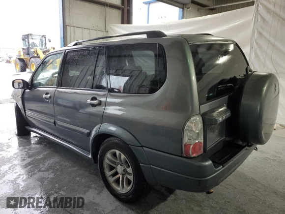 2005 Suzuki XL-7 LX with VIN JS3TY92V754100312, listed as a Copart auction lot 44561375 with 208,532 mi miles and Salvage Title. Bid and sale history available at carsss.com. Image 2.