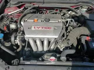 2008 Acura TSX z VIN JH4CL968X8C002871, wystawiony jako Copart lot #85551944 z przebiegiem 65 202 mil mil oraz Szkoda całkowita • Salvage title. Historia ofert i sprzedaży dostępna na DreamBid. Obrazek 13.