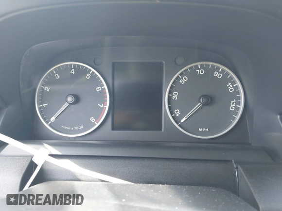 2016 Land Rover LR4 HSE z VIN SALAG2V62GA826113, wystawiony jako IAAI lot #41796713 z przebiegiem Nie podano mil oraz . Historia ofert i sprzedaży dostępna na DreamBid. Obrazek 7.