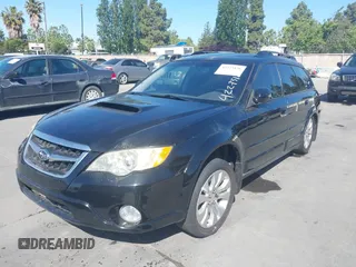 2008 Subaru Outback XT Limited z VIN 4S4BP63C086308528, wystawiony jako IAAI lot #42273126 z przebiegiem 129 365 mil mil oraz . Historia ofert i sprzedaży dostępna na DreamBid. Obrazek 6.