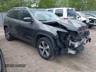 2020 Jeep Cherokee Limited z VIN 1C4PJMDN9LD588244, wystawiony jako IAAI lot #42275823 z przebiegiem 65 645 mil mil oraz . Historia ofert i sprzedaży dostępna na DreamBid. Obrazek 1.