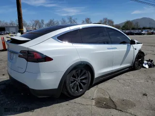 2020 Tesla Model X Long Range with VIN 5YJXCAE26LF283466, listed as a Copart auction lot 44362813 with 91,690 mi miles. Bid and sale history available at carsss.com. Image 3.