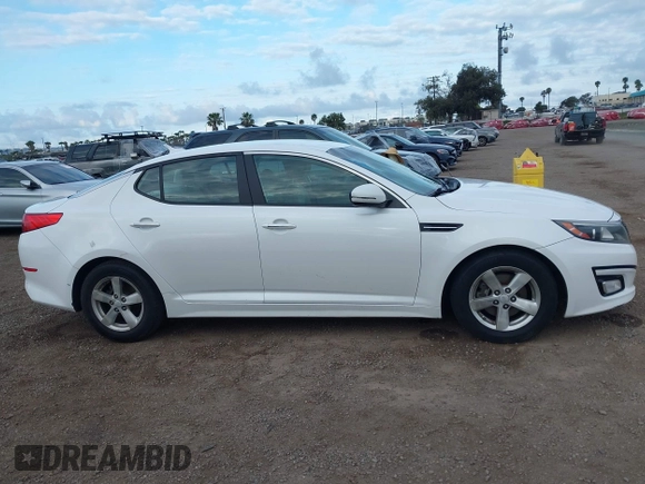 2015 Kia Optima LX with VIN KNAGM4A77F5622299, listed as a IAAI auction lot 42068196 with 200,908 mi miles. Bid and sale history available at carsss.com. Image 13.