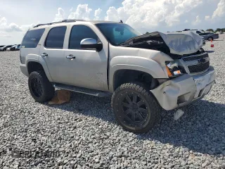 2008 Chevrolet Tahoe 1LT with VIN 1GNFC13088R203171, listed as a Copart auction lot 58320975 with 169,634 mi miles and Salvage title. Bid and sale history available at DreamBid. Image 4.