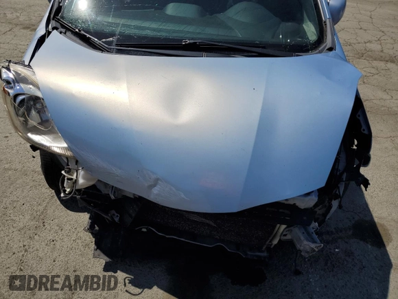 2010 Honda Fit Sport with VIN JHMGE8H49AC011812, listed as a Copart auction lot 60341615 with 187,428 mi miles and Salvage title. Bid and sale history available at DreamBid. Image 11.