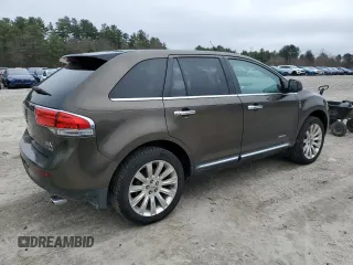 2011 Lincoln MKX z VIN 2LMDJ8JK4BBJ02626, wystawiony jako Copart lot #49161525 z przebiegiem 171 025 mil mil oraz Czysty tytuł • Clean title. Historia ofert i sprzedaży dostępna na DreamBid. Obrazek 3.