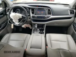 2019 Toyota Highlander SE with VIN 5TDJZRFH8KS932717, listed as a Copart auction lot 57224345 with 76,356 mi miles and Salvage title. Bid and sale history available at DreamBid. Image 8.
