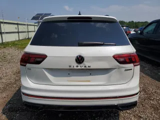 2022 Volkswagen Tiguan SE R-Line Black with VIN 3VV8B7AX8NM086889, listed as a Copart auction lot 63555865 with 32,919 mi miles and Salvage title. Bid and sale history available at DreamBid. Image 6.