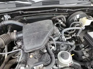 2018 Toyota Tacoma SR z VIN 5TFAX5GNXJX117026, wystawiony jako Copart lot #70434145 z przebiegiem 65 957 mil mil oraz Szkoda całkowita • Salvage title. Historia ofert i sprzedaży dostępna na DreamBid. Obrazek 15.