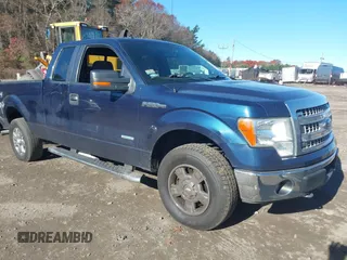 2013 Ford F-150 XL with VIN 1FTFX1ET6DKD01588, listed as a IAAI auction lot 40844069 with 190,583 mi miles. Bid and sale history available at carsss.com. Image 1.
