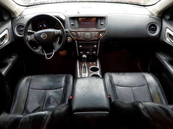 2014 Nissan Pathfinder S with VIN 5N1AR2MMXEC609651, listed as a Copart auction lot 43225055 with 201,922 mi miles and Salvage Title. Bid and sale history available at carsss.com. Image 8.